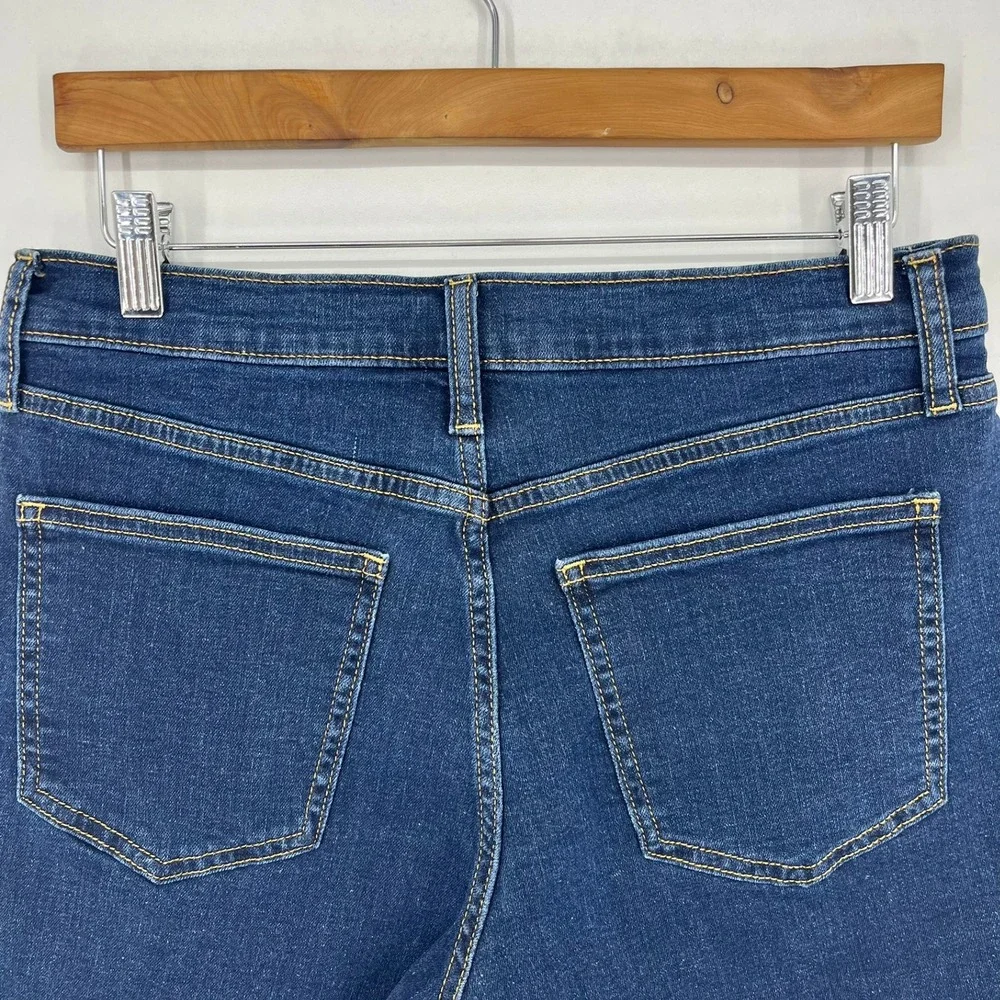 Gap 5 Inch Girlfriend Short Mid Rise Dark Wash Denim Jeans 28 6 Tall 570611-00-1